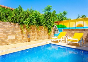 140 m² Villa ∙ 2 bedrooms ∙ 5 guests