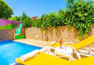 140 m² Villa ∙ 2 bedrooms ∙ 5 guests
