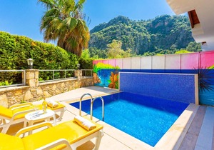140 m² Villa ∙ 2 bedrooms ∙ 5 guests