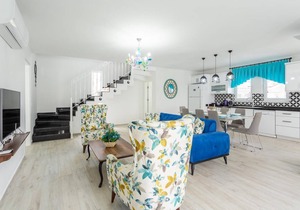 240 m² Villa ∙ 5 bedrooms ∙ 10 guests