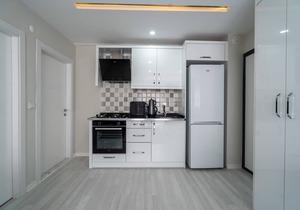 Apartment with Balcony Close to Beach in Muratpasa