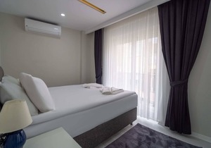 Apartment with Balcony Close to Beach in Muratpasa