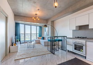 Cozy Flat with City View and Balcony in Sisli