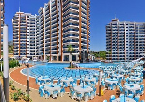 Lovely studio-flat in Azura Park Residence