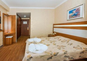 Santa Marina Hotel