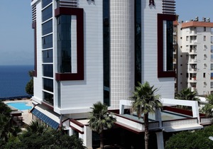 Santa Marina Hotel