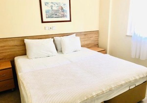 Ten Apart Hotel