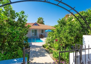 Villa Duman 1: Private Pool, A/C, WiFi, Car Not Required