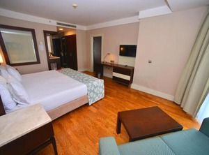 Ramada Plaza | Kaleici