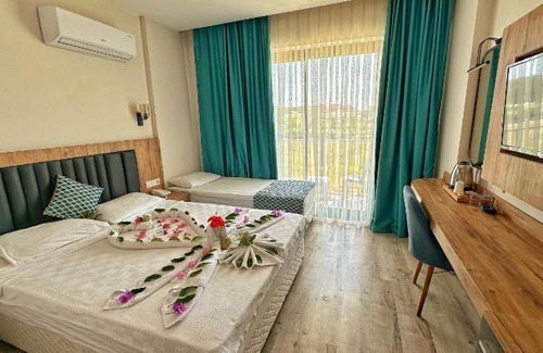 Side Hotel | 28 m² Hotel ∙ 4 guests