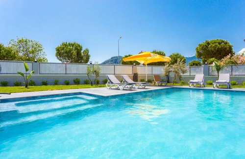 Dalyan Villa | 450 m² Villa ∙ 15 bedrooms ∙ 30 guests