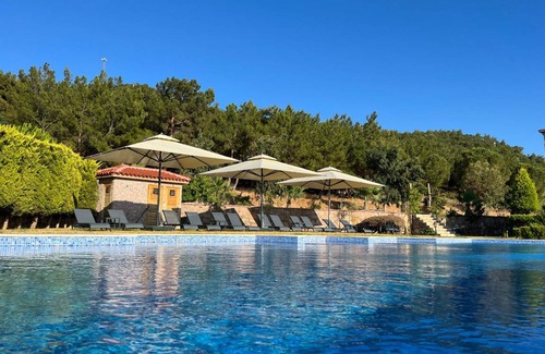 Ayvalik Hotel | 50 m² Hotel ∙ 3 guests