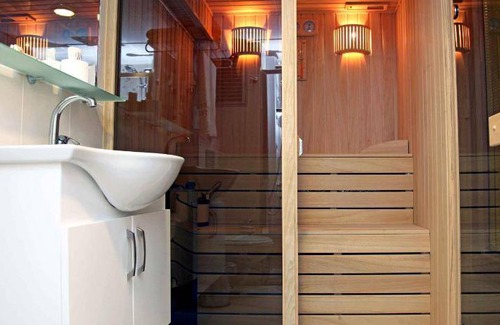 Izmir City Centre Hotel | 60 m² Hotel ∙ 9 guests