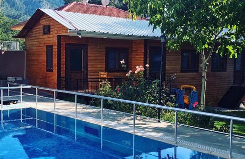 Konyaalti Ski Chalet | 80 m² Chalet ∙ 4 guests