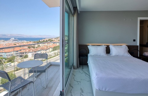 Cesme Apartment | AEGEAN Apartments Cesme - Premium Room, Double Bed with Sea View