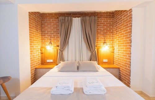 Ayvalik Hostel | aylinda