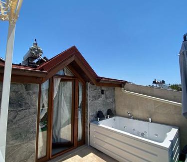Kaleici Hotel | Castle Old Town Hotel