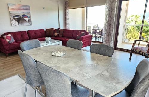 Marmaris City Center Apartment | Deniz Manzaralı, Plaja 100 Metre, Luks Daire 4
