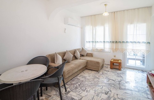Fethiye Apartment | Flat w Balcony and Garden 25 min to Oludeniz
