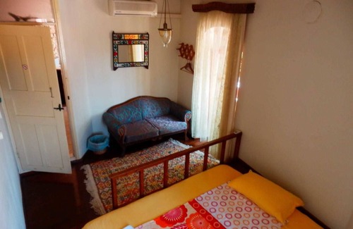 Ayvalik City Center House | Taksiyarhis Pension
