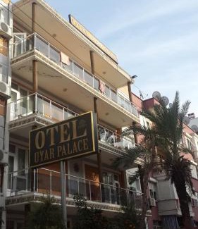 Antalya City Centre Hostel | Uyar Palace