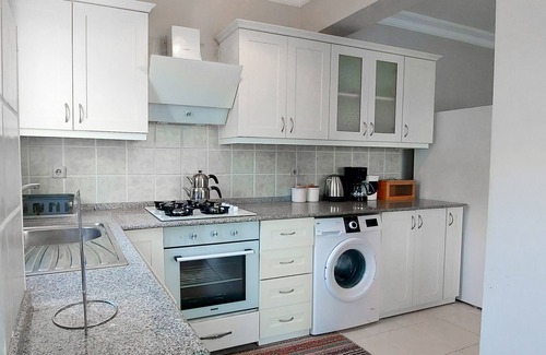 Oludeniz Apartment | Villa with Pool & Garden-All Rooms w/AC in Fethiye