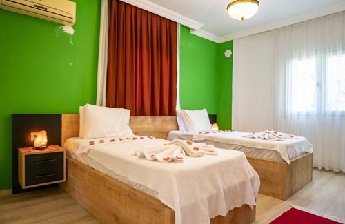 Islamlar Villa | Villa with Pool, Jacuzzi and Sea View in Kas