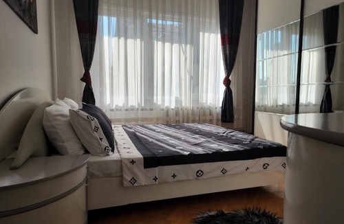 Sisli Apartment | Şişli Center 4+1 Luxury Design Modern Renovated