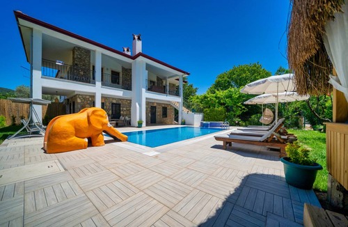 Fethiye Villa | 150 m² Villa ∙ 4 bedrooms ∙ 8 guests