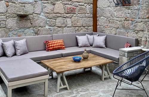 Behram House | 2 Unique stone houses nearby the ancient city- sleeps 12