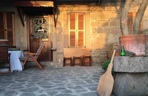Behram House | 2 Unique stone houses nearby the ancient city- sleeps 12