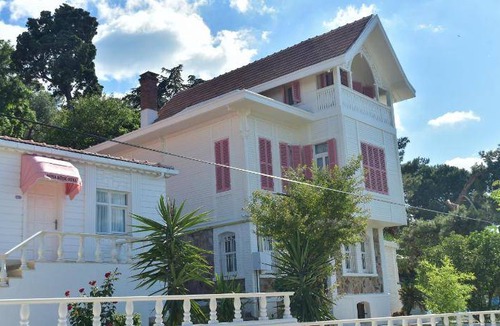 Adalar Hotel | 26 m² Hotel ∙ 4 guests