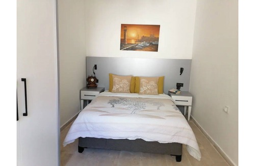 Turunc Apartment | 3 Minutes to the beach - Fully Furnished, Dedicated Work Space.