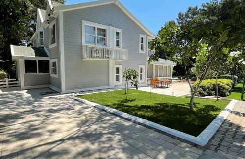 Lara Villa | 300 m² Villa ∙ 6 bedrooms ∙ 12 guests