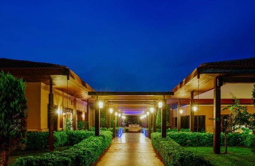 Lara Hotel | 396 m² Hotel ∙ 4 bedrooms ∙ 127 guests