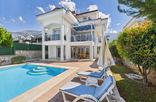 Oludeniz Villa | 4 bed Twin Villa One with own private swimming pool