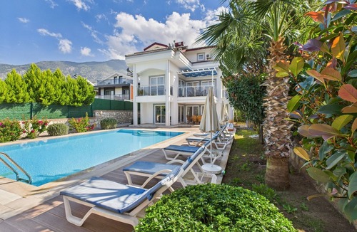 Oludeniz Villa | 4 bed Twin Villa One with own private swimming pool