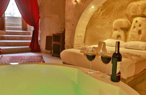 Ortahisar Hotel | 45 m² Hotel ∙ 3 guests