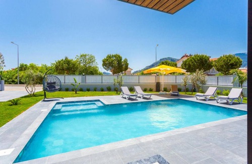 Dalyan Villa | 450 m² Villa ∙ 15 bedrooms ∙ 30 guests