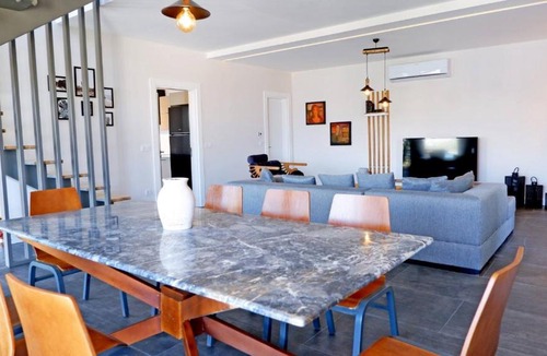 Koyunbaba Villa | 5 Bedroom Luxury Villa with Private Pool and Private Beach in Bodrum-Gumusluk 2