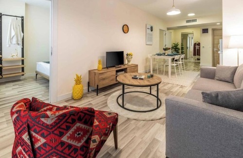 Cihangir Apartment | 5 min Walk to Taksim Square & Galata sleeps 4