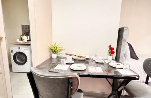Kumkapi Apartment | 510 Central Comfort Bright Studio