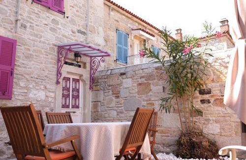 Foca Bed & Breakfast | 60 m² Bed and breakfast ∙ 4 guests