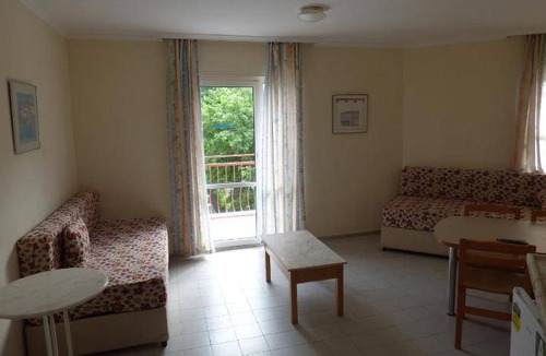 Icmeler City Center Apartment | 60 m² Serviced apartment ∙ 4 guests