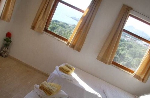 Demre House | A Peaceful Retreat Right by the Sea