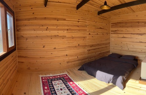 Kemalpasa Cottage | A Wooden House that Inspired by Nature and the Stars