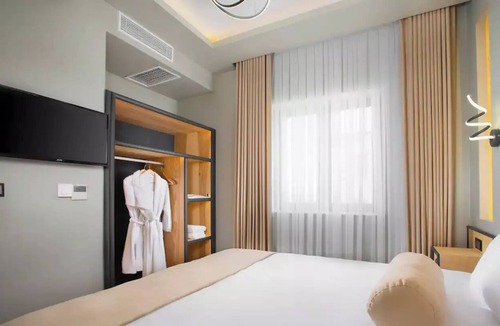 Ortahisar Apartment | Acer Living Home 101