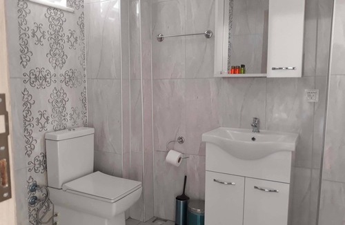 Gokceada Hotel | ADA KEKİĞİ PANSİYON