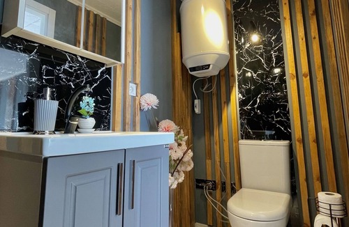 Yesilyurt Koyu Hotel | Ada Tiny House Otel