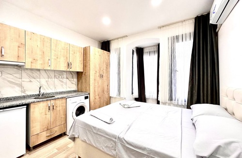 Kumkapi Apartment | Alaca suit